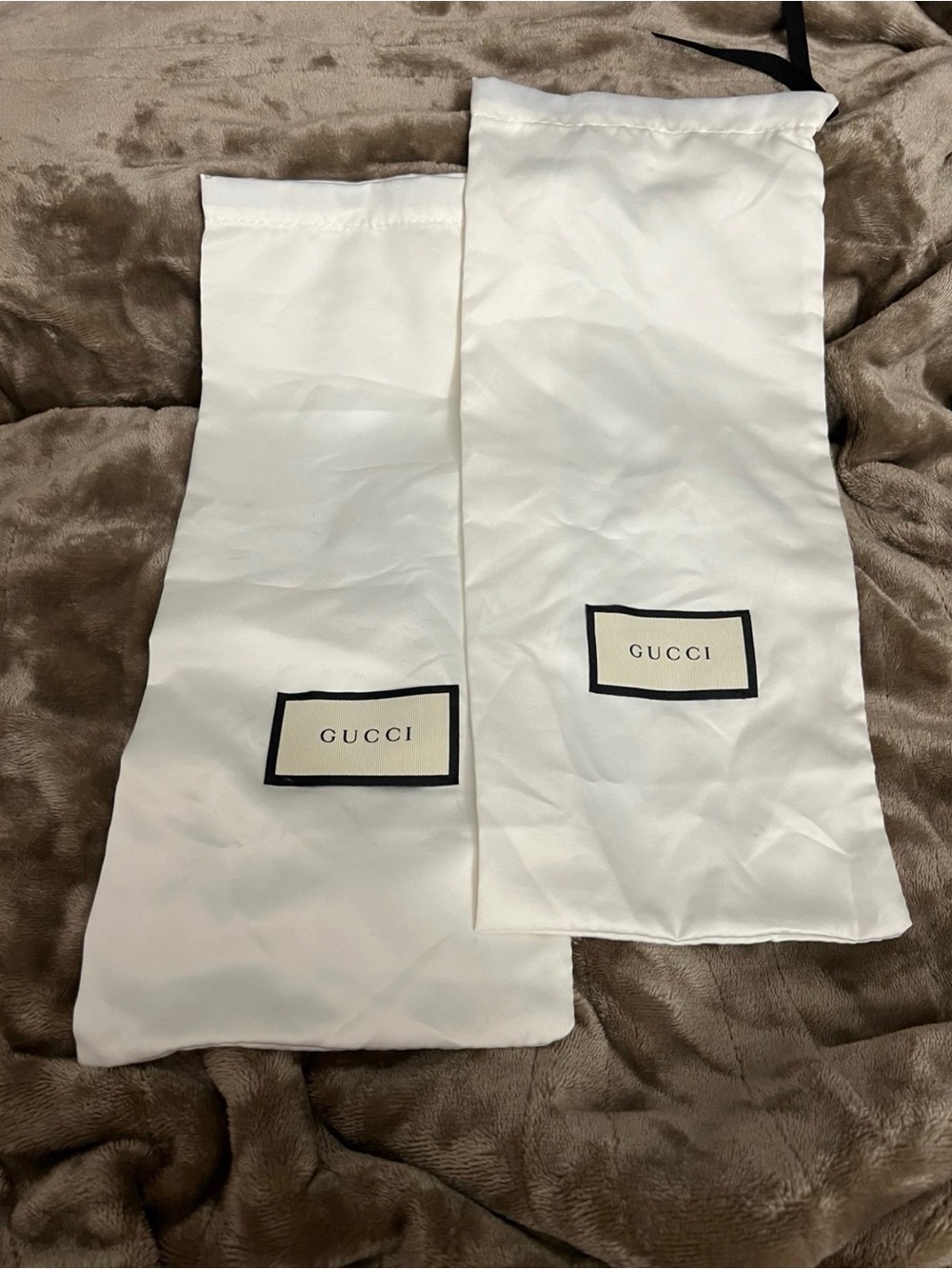 Gucci White Dust Bag Set - Pair of Protective Covers